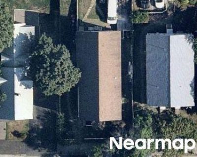 6 Bed 3.0 Bath Bankruptcy Property in Manchester, NH 03103 - Merrimack St # 2