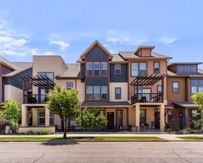 3 Bedroom 3BA 1960 ft Townhouse For Sale in OGDEN, UT