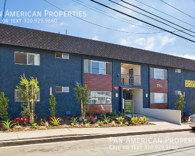 1 Bedroom 1BA 750 ft Pet-Friendly Apartment For Rent in Redondo Beach, CA