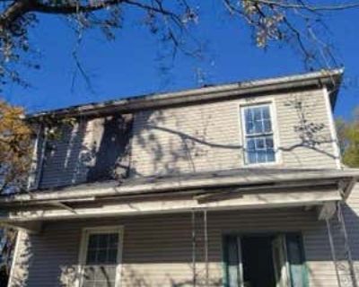 3 Bedroom 2BA 1558 ft Single Family Home For Sale in EAST ST LOUIS, IL