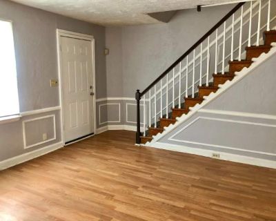 Large 3-Bed, w/ Central Air Laundry in-unit. This harbor city is home to students and families alike, with great apartment living options for all. In unit laundry Patio / balcony Hardwood floors Pet friendly Air conditioning Range Unit Amenities air conditioning hardwood floors in unit laundry oven patio / balcony range refrigerator Property Amenities on-site laundry cats allowed dogs allowed. ...