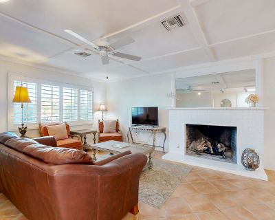 3 Bedroom 2 baths Dog-friendly 4.08 26 reviews What our guests are saying... AI-generated...