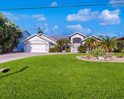 4 Bedroom 2BA Pet-Friendly House Vacation Rental in Cape Coral Carnival, Cape Coral, FL