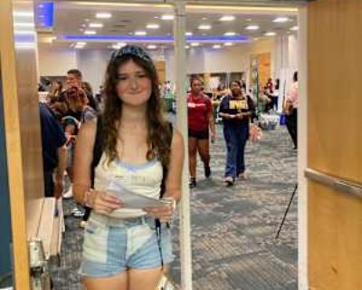 Ava, 19 years, Female. Looking in: Greensboro, Guilford County, NC