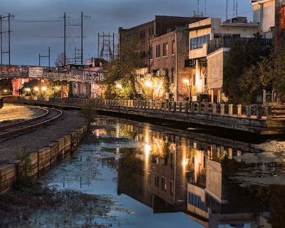 Available on: now. Unfurnished. Parking available * Internet included * LGBTQ+ friendly * Students welcome * 40+ years welcome. Our roommate is moving out and we re looking for someone to take over his room. Located in Manayunk just a couple blocks from Main Street, Septa, Bridge Trail . Free street parking. THE ROOM: Spacious updated bedroom (over 12x12 ft), rear-facing window, central heating...