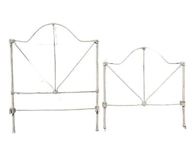 Antique Twin Bed Rustic Shabby Chic Metal Frame Country Bedroom Furniture - Set of 2