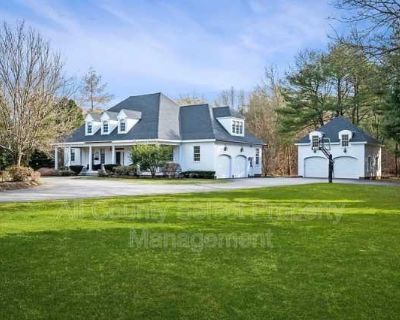 5 Bedroom 6BA 5823 ft Furnished Pet-Friendly Apartment For Rent in Boxford, MA