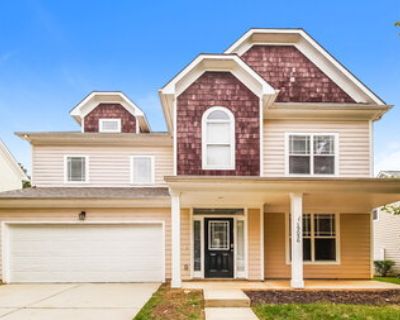 Garage * Ceiling Fan * Gas Fireplace * High Ceilings * Vaulted Ceiling * Hookup: In-Unit, 1st Floor * Laundry Room * Ceiling Fan * Walk-In Shower * Walk-In Closet * Dual-Vanity Sinks * Oversized Bathtub * 2-Car Garage * Patio * Attached Garage * Pantry * Eat-in Kitchen * Stainless Steel Appliances * Central Air/Heat * Smart Home * Wood-Look Blinds * 2 Story * Garden Tub * Dual-Vanity Sinks *