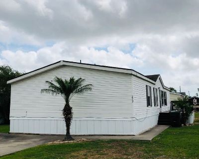 3 Bedroom 2BA 1400 ft Mobile Home For Sale in Corpus Christi, TX