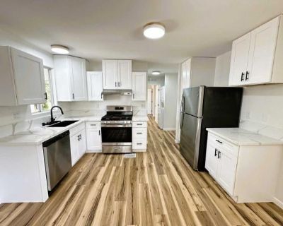 2 Bedroom 2BA 728 ft Mobile Home For Rent in El Cajon, CA