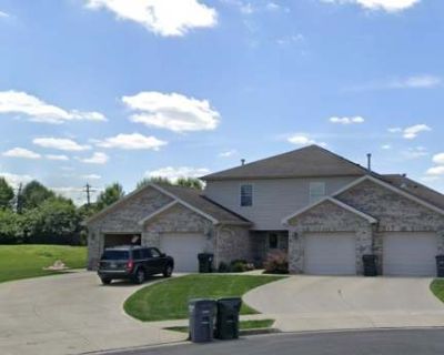 1 Bedroom 1BA 772 ft Pet-Friendly Apartment For Rent in Troy, OH