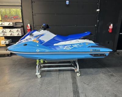 2024 Yamaha Waverunners EX Sport