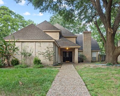 14714 Ridgechase Lane. Property for Rent in Houston, TX for $1,850 with 4 bedrooms and 3 full baths, 1 half bath. This 3,005 square foot property was built in 1983 on a lot size of 0.1716.. Beautiful 4-Bedroom Home in Torrey Pines Subdivision Welcome to this spacious and beautifully designed home located in the desirable Torrey Pines subdivision. Featuring a flexible layout with 4 bedrooms and ...