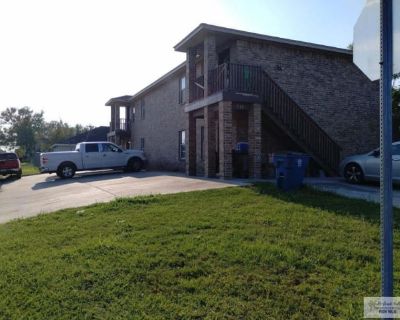 2 Bedroom 1BA 868 ft Apartment For Rent in Cameron County, TX