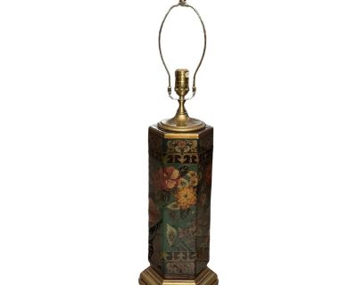 A beautiful tea canister style chinoiserie ceramic lamp by Wildwood. Measures: Overall 31.25 tall Without harp & finial 23.25 tall. Dimensions 7.5 W 8.5 D 31.25 L Styles Chinoiserie Traditional Lamp Shade Not Included Brand Wildwood Period Mid 20th Century Country of Origin United States Item Type Vintage, Antique or Pre-owned Shop Sustainably with Chairish Materials Brass Ceramic Condition Goo...