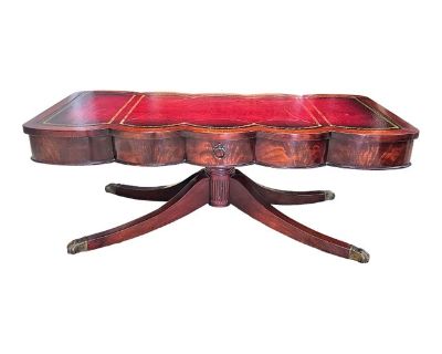 Mid-20th Century Georgian Style Mahogany and Tooled Leather Inset Coffee Table