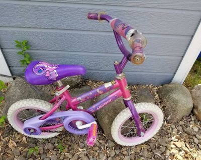 Girls huffy seastar bike ages 3-5