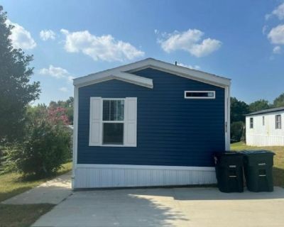 3 Bedroom 2BA 1216 ft Mobile Home For Sale in Concord, NC