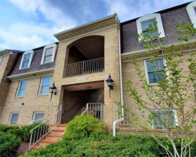 1 Bedroom 1BA 700 ft Apartment For Rent in North Bethesda, MD