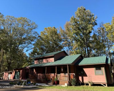 3 Bedroom 2BA 1500 ft Single Family House For Sale in Carrollton, MS