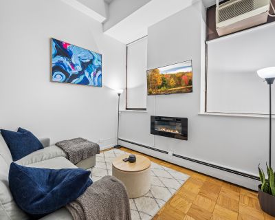 1 Bedroom 1BA 472 ft Condo For Sale in Manhattan, NY