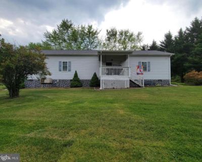 2 Bedroom 2BA 980 ft Manufactured Home For Sale in PAW PAW, WV