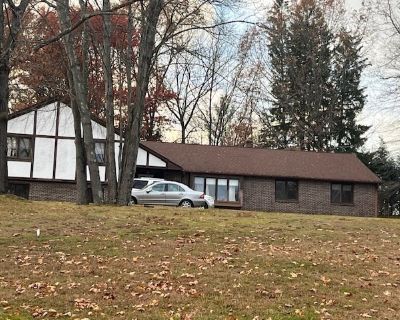 93 Lantern Ln # 1. Property for Rent in West Springfield, MA for $1,675 with 2 bedrooms and 1 full bath. This 700 square foot property was built in 1985.. This rental is NOT on Craigslist. This 5 room apartment is attached to the split-level main house and includes 2 bedrooms and 1 bath. The kitchen is supplied with all the necessary appliances, including a new refrigerator. A living area off t...