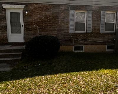 3 Bedroom 2BA 1054 ft House For Rent in Severn, MD