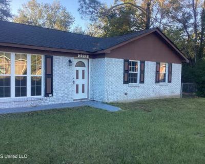 3 Bedroom 2BA 1091 ft Single Family Home For Sale in PASCAGOULA, MS