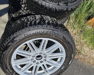 Bridgestone Blizzak 225/60 R18 104H