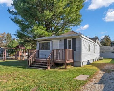 2 Bedroom 1BA 720 ft Single Family Home For Sale in DELAVAN, WI