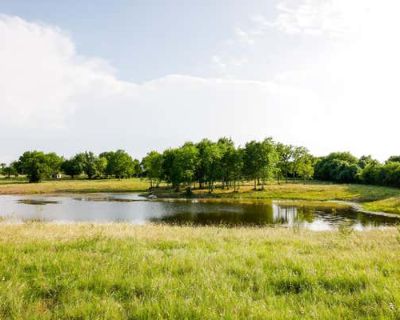 Farm For Sale in BURTON, TX