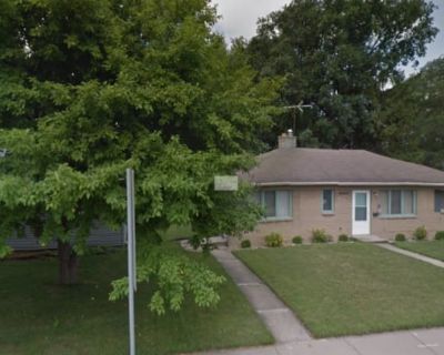 1 Bedroom 1BA 0 ft Pet-Friendly Apartment For Rent in Neenah, WI