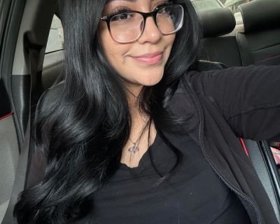 Experienced Chicago Sitter Offering Reliable and Engaging Childcare Services