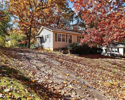 2 Bedroom 1BA 1080 ft Single Family House For Sale in Spartanburg, SC
