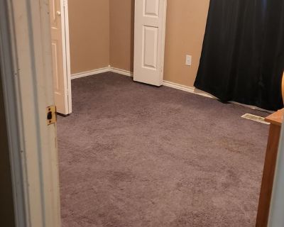 Small bedroom for rent, shared with two other roommates. Shared bathroom with one other roomate. One male and the other female. There are two cats and one dog as well so we don't have room for any other animals.. 3 Bedroom. 1 Bathroom
