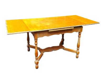 1960s Vintage Solid Wood Extension Dining Table