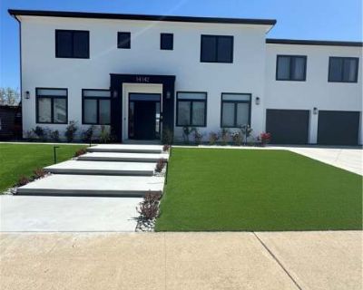 14142 Dall LN. image_url. On-site laundry Patio / balcony Dogs allowed Parking Stainless steel Walk in closets Unit Amenities bathtub patio / balcony walk in closets stainless steel Property Amenities dogs allowed pet friendly dog park elevator on-site laundry parking hot tub. deposit. 5 Bedroom. 6 Bathroom. 4505 ft