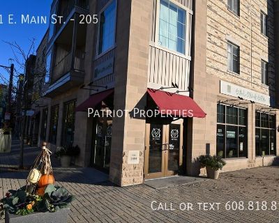 2 Bedroom 2BA 986 ft Pet-Friendly Apartment For Rent in Sun Prairie, WI