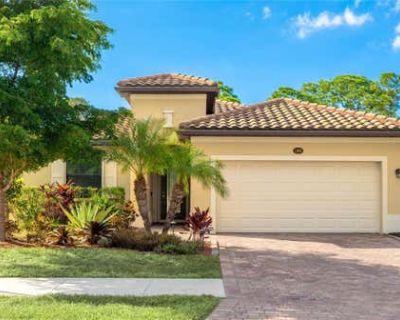 3 Bedroom 3BA 1855 ft Single Family Home For Sale in VENICE, FL