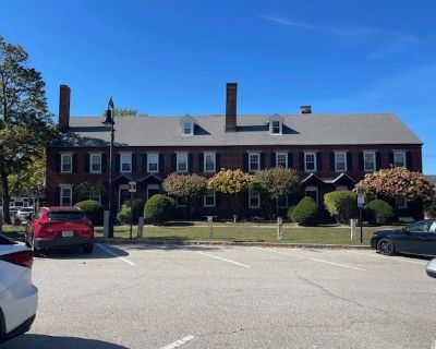 1 Bedroom 1BA 1215 ft Apartment For Rent in Manchester, NH