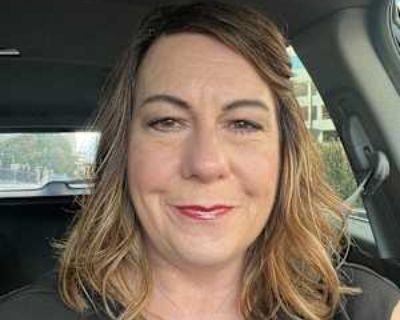 Non-smoker * Has a dog. Budget: $800 per month. Ready to move: December 5. Looking for myself. I m an empty nester, 55 year-old woman with two grown kids aged 21 and 23 who live in Colorado. I am moving to Beaufort for a fresh start in life. I love to hike, bike, golf, swim, stand-up paddle board, read, and go to concerts/events. On a day-to-day basis I m pretty quiet. I don t smoke. I don t do...