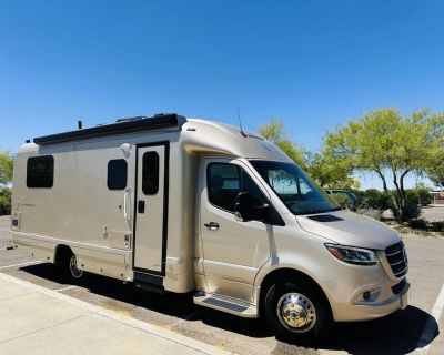 2021 Coach House Platinum II 240DQ