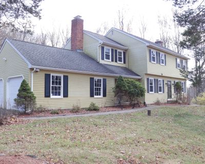4 Bedroom 2BA 3345 ft House For Rent in Woodbury, CT