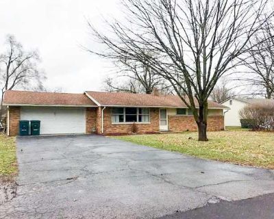 3 Bedroom 1BA 1305 ft Pet-Friendly Apartment For Rent in Muncie, IN