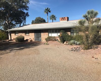3 beds 2 bath house vacation rental in Tucson, AZ