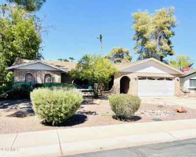 3 Bedroom 2BA 1812 ft Single Family Home For Sale in TEMPE, AZ