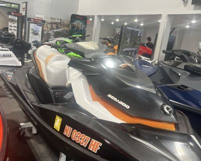 2012 Sea-Doo 24CC - GTI SE 130 Black & Sunshine