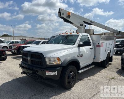 Versalift on 2013 Ram 4x2 Bucket Truck