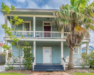 3 Bedroom 2BA 1920 ft Multi-Family For Sale in Galveston, TX